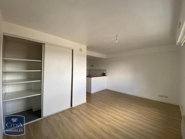 Location Appartement 1 pièce 26m² POITIERS 86000