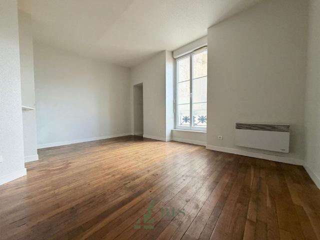 Location Appartement 1 pièce 26m² ROANNE 42300