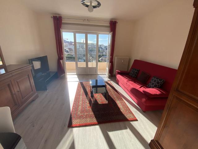 Location Appartement 1 pièce 26m² RODEZ 12000