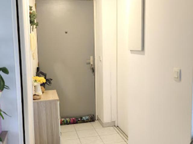 Location Appartement 1 pièce 27 m2 Marseille 8ème