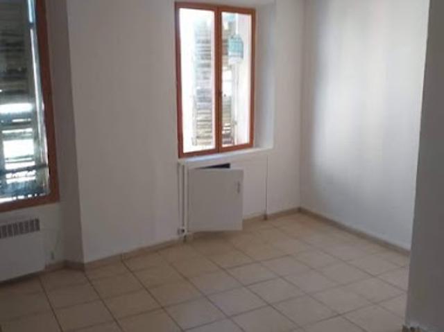 Location Appartement 1 pièce 27 m2 Marseille 1er