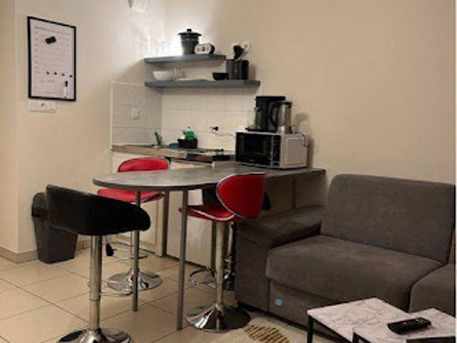 Location Appartement 1 pièce 27 m2 Montpellier