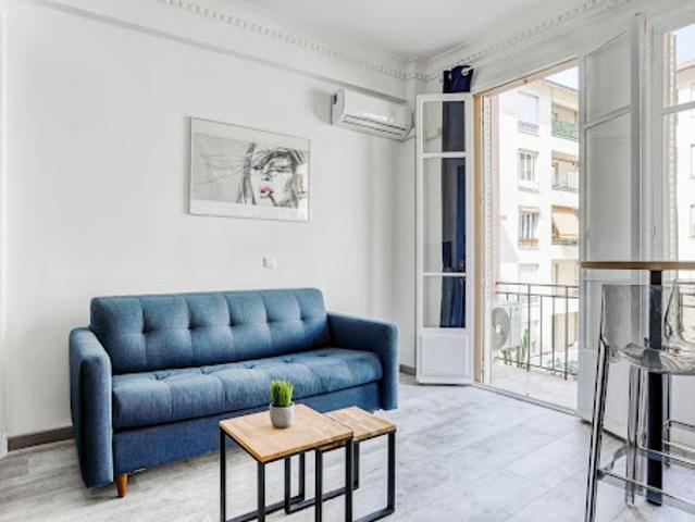 Location Appartement 1 pièce 27 m2 Nice