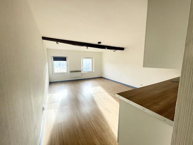 Location Appartement 1 pièce 27 m2 Castelnaudary