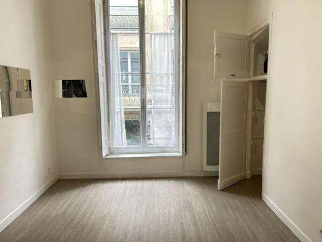 Location Appartement 1 pièce 27 m2 Paris 2ème