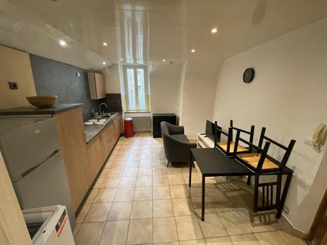 Location Appartement 1 pièce 27 m2 Saint Jean de Valériscle