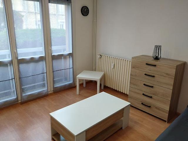 Location Appartement 1 pièce 27 m2 Sainte Savine