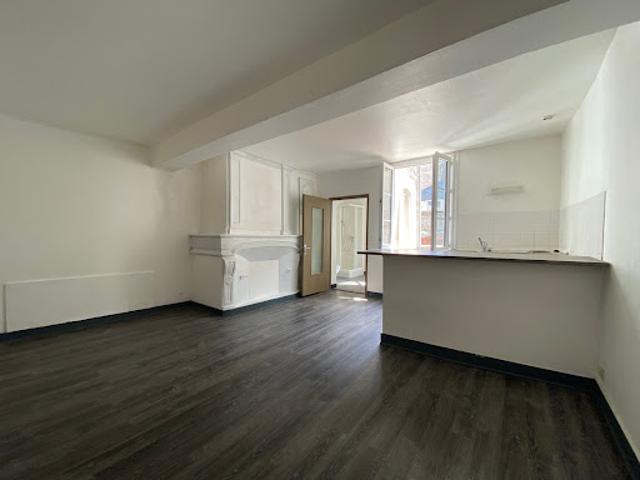 Location Appartement 1 pièce 27 m2 Saumur