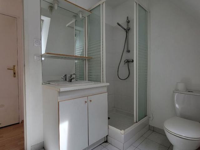 Location appartement 1 pièce, 27.00m², Nozay