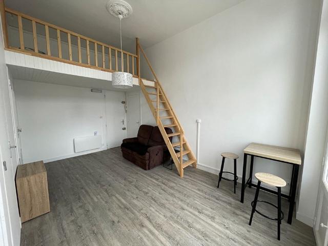 Location appartement 1 pièce, 27.24m², Blois