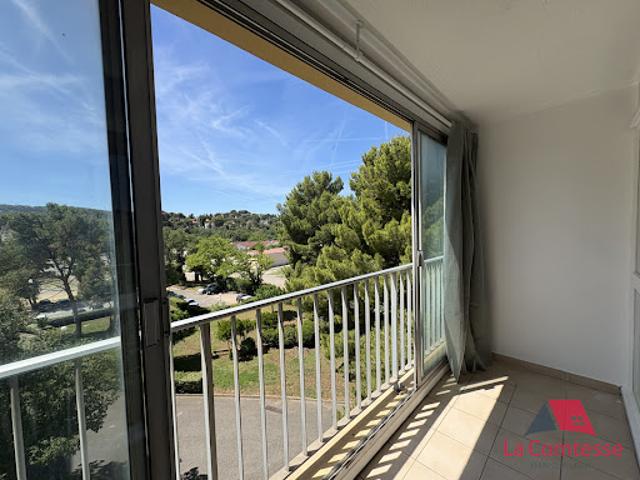 Location Appartement 1 pièce 27.39 m2 Aubagne