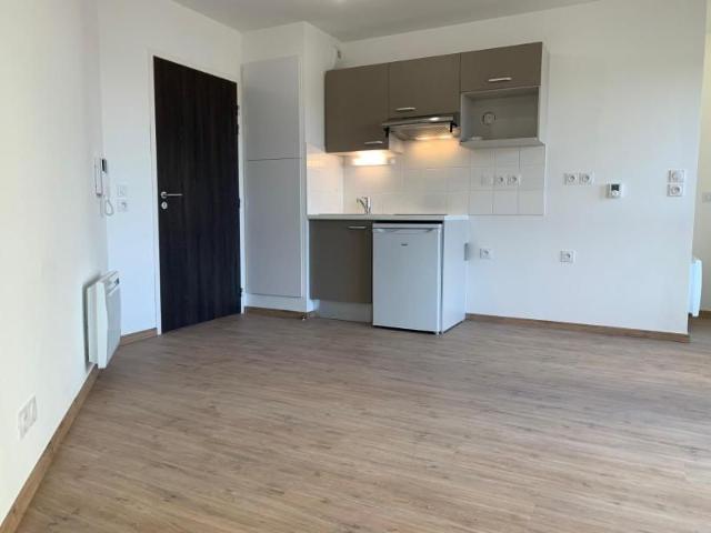 Location appartement 1 pièce, 27.30m², Couëron