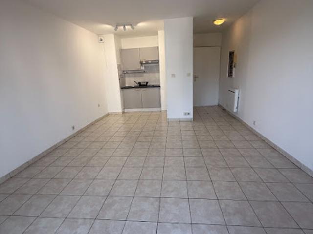 Location Appartement 1 pièce 27.42 m2 Noisy le Grand