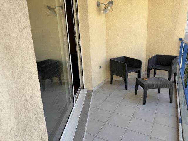 Location Appartement 1 pièce 27.6 m2 Marseille 8ème