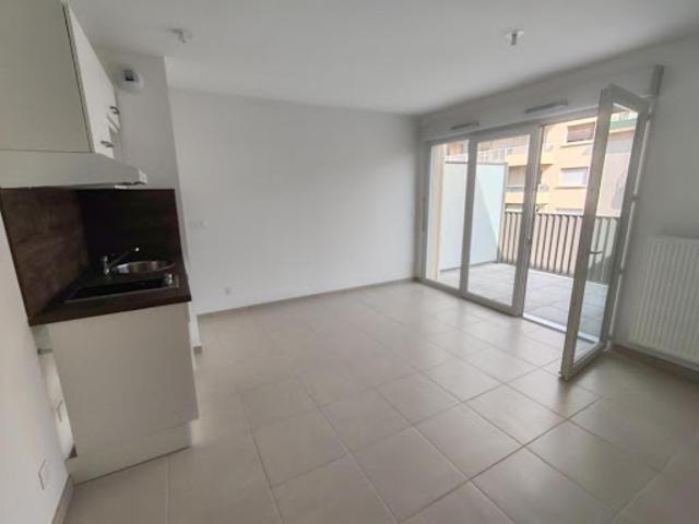 Location Appartement 1 pièce 27.82 m2 Toulon