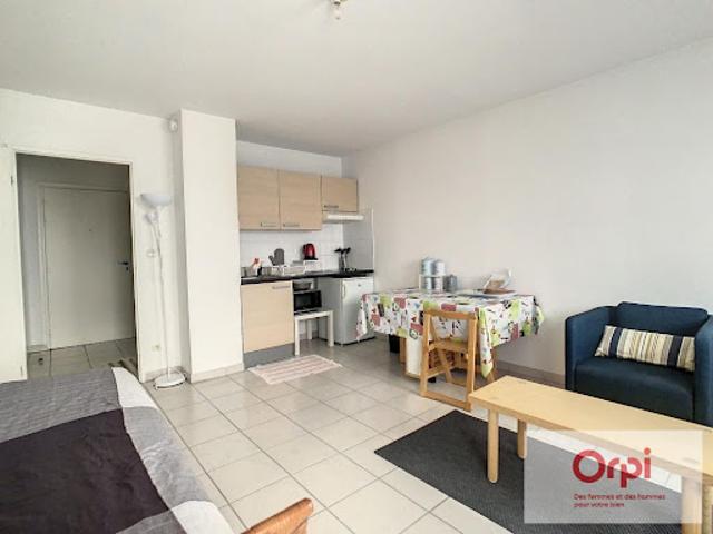 Location Appartement 1 pièce 27.92 m2 Montluçon