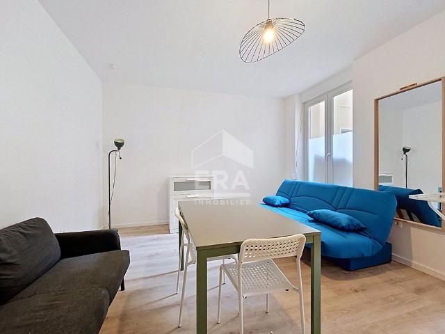 Location Appartement 1 pièce 27m²