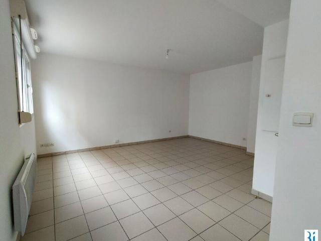 Location Appartement 1 pièce 27m²