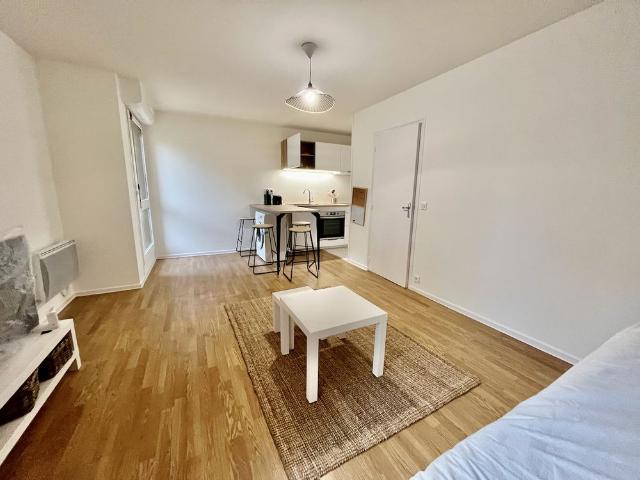 Location Appartement 1 pièce 27m²