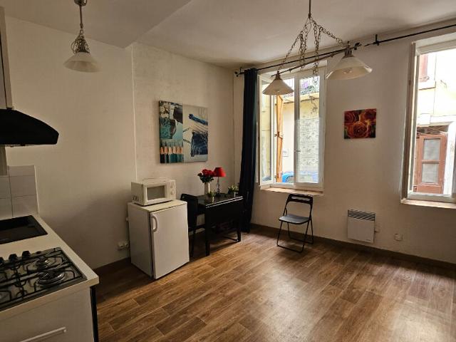 Location Appartement 1 pièce 27m²