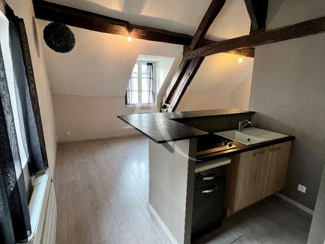Location Appartement 1 pièce 27m²