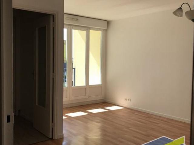 Location Appartement 1 pièce 27m²