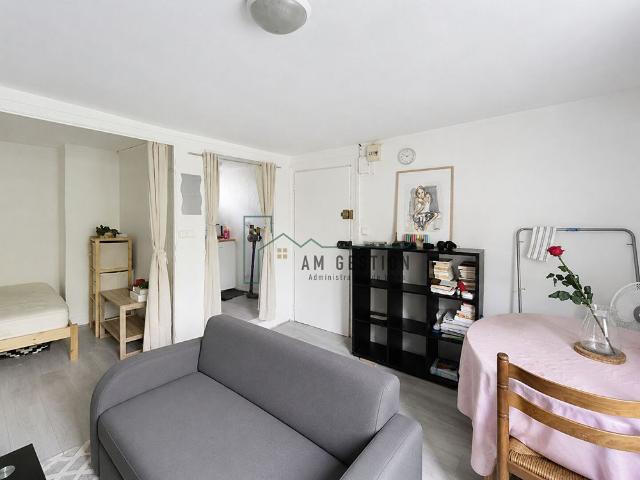 Location Appartement 1 pièce 27m²