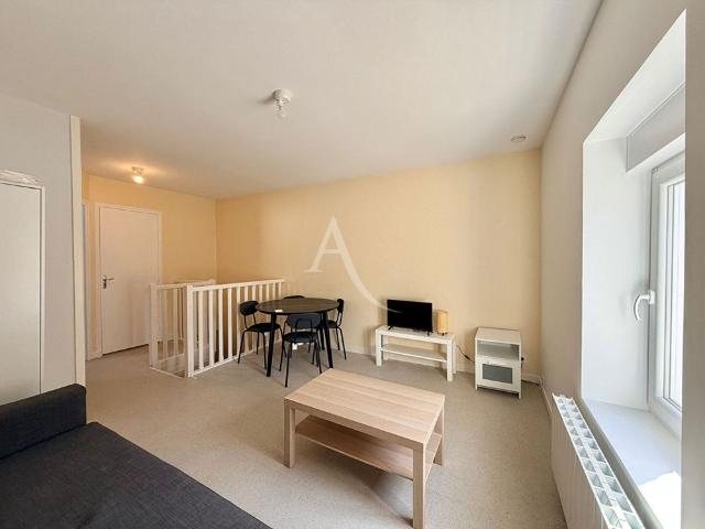 Location Appartement 1 pièce 27m²