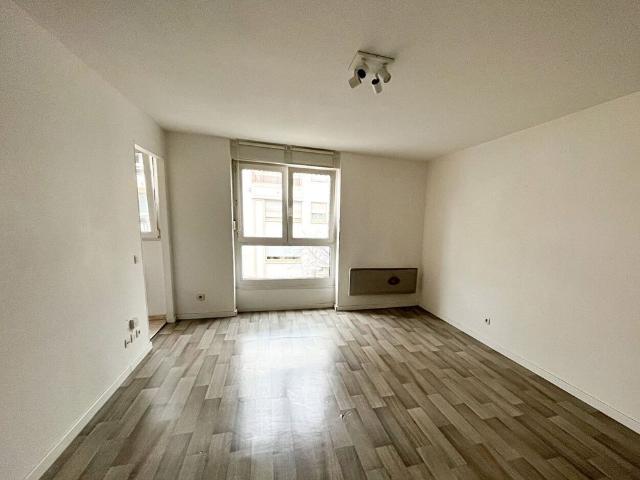 Location Appartement 1 pièce 27m²