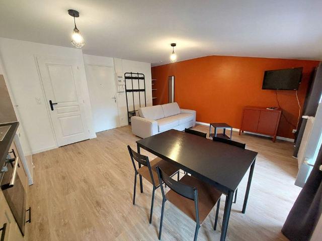 Location Appartement 1 pièce 27m²
