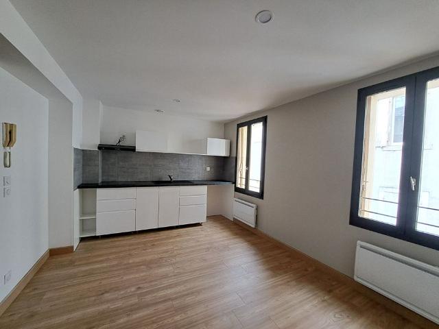 Location Appartement 1 pièce 27m²