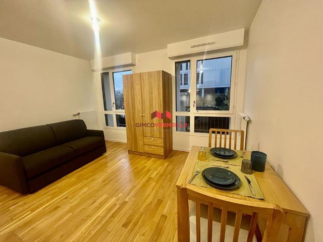 Location Appartement 1 pièce 27m²