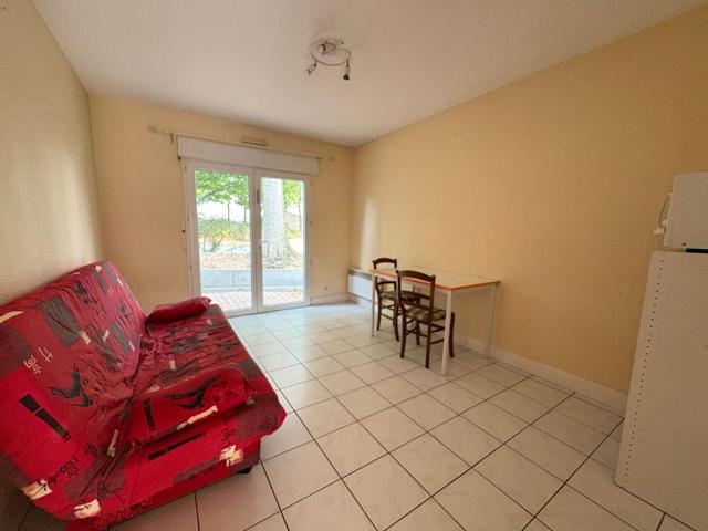 Location Appartement 1 pièce 27m²