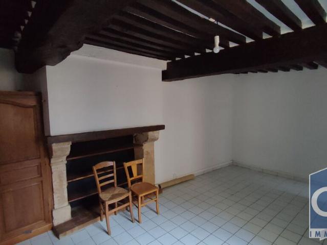 Location Appartement 1 pièce 27m²