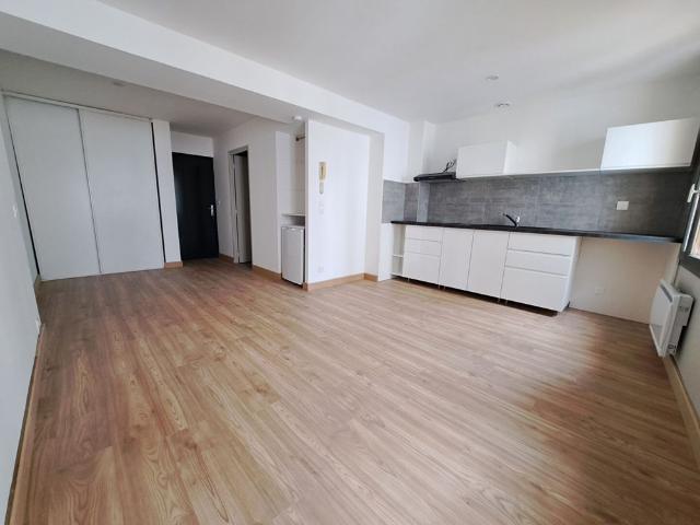 Location Appartement 1 pièce 27m²