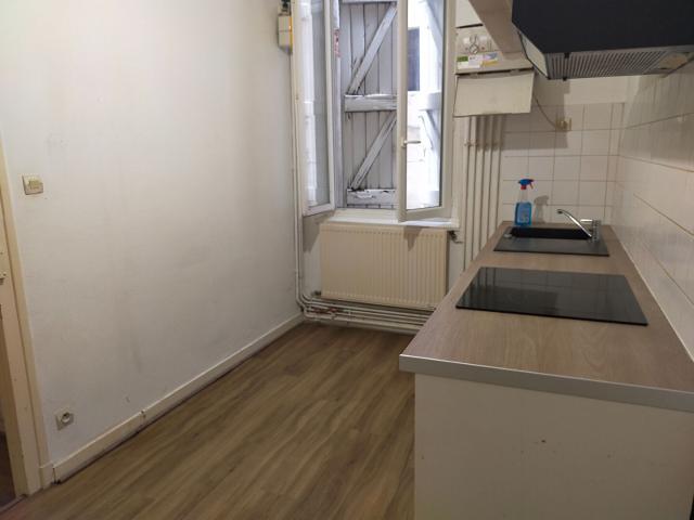Location Appartement 1 pièce 27m²