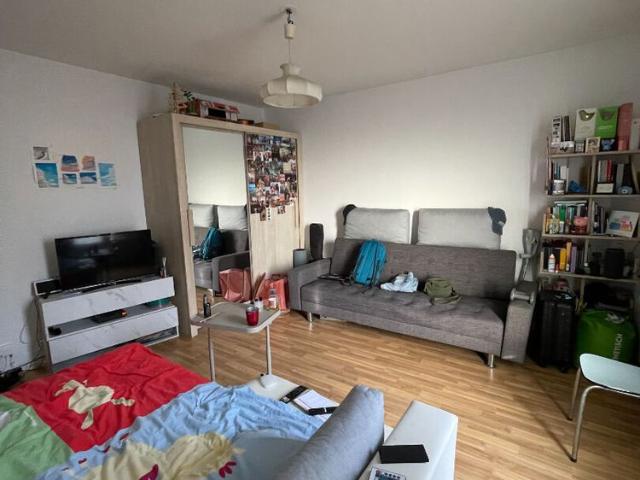 Location Appartement 1 pièce 27m² TOURS 37000