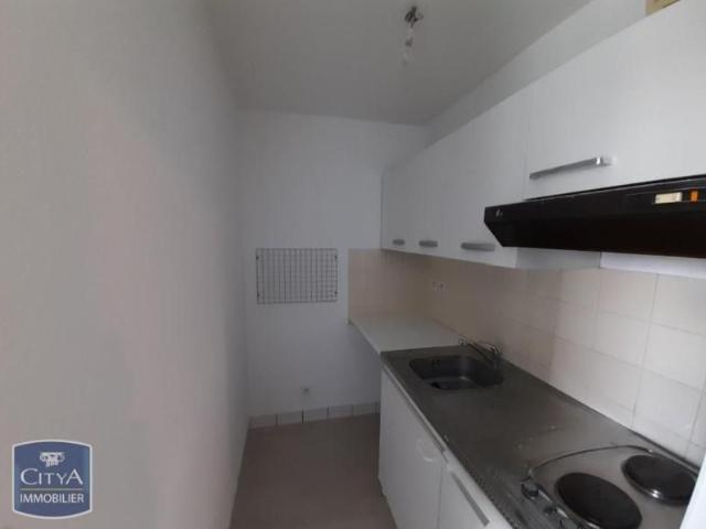 Location Appartement 1 pièce 27m² TOURS 37000