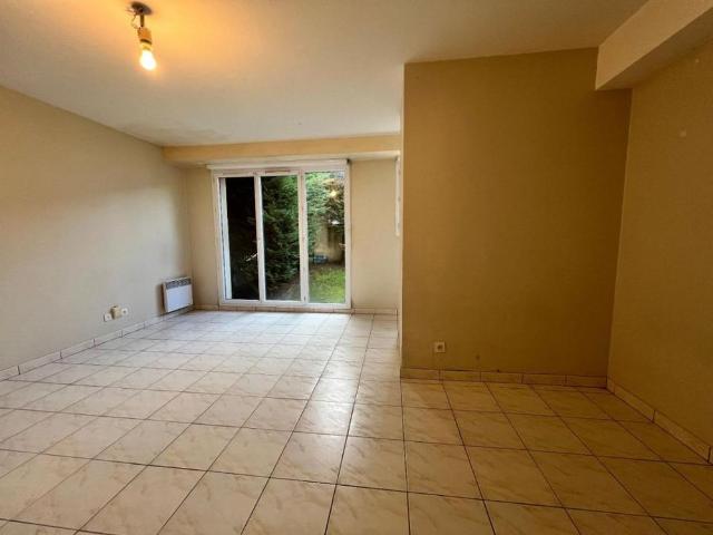 Location Appartement 1 pièce 27m² TOURS 37100