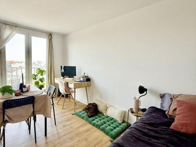 Location Appartement 1 pièce 27m² TROYES 10000