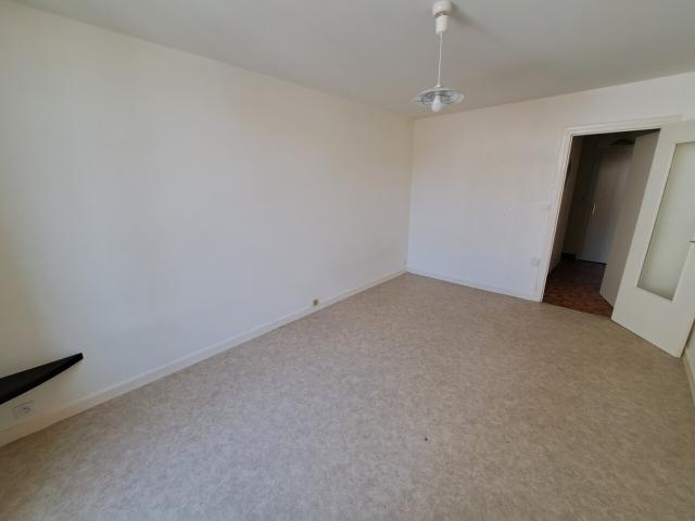 Location Appartement 1 pièce 27m² VIENNE 38200
