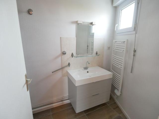 Location Appartement 1 pièce 27m² ANGERS 49000