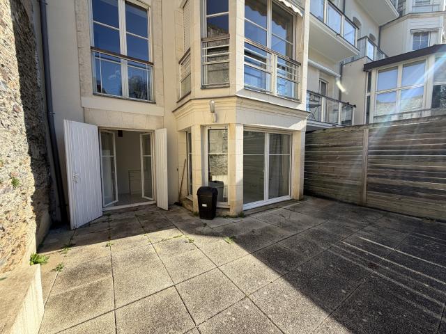 Location Appartement 1 pièce 27m² ANGERS 49100