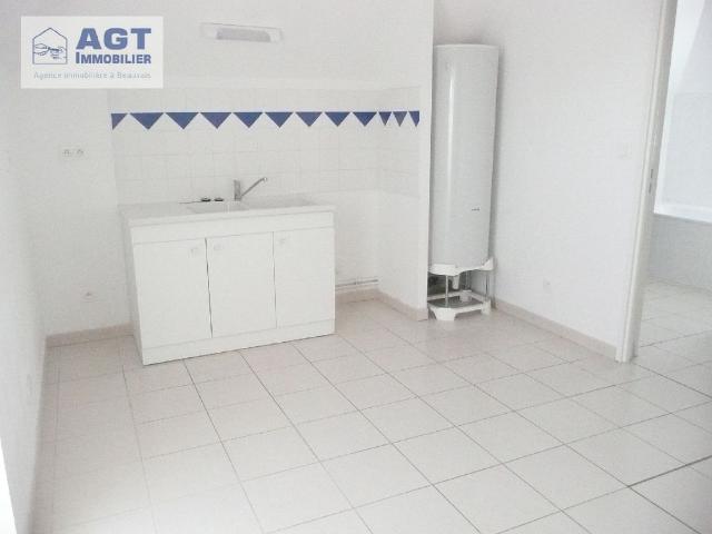 Location Appartement 1 pièce 27m² BEAUVAIS 60000