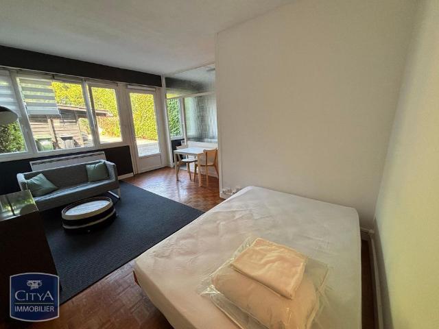 Location Appartement 1 pièce 27m² BORDEAUX 33000
