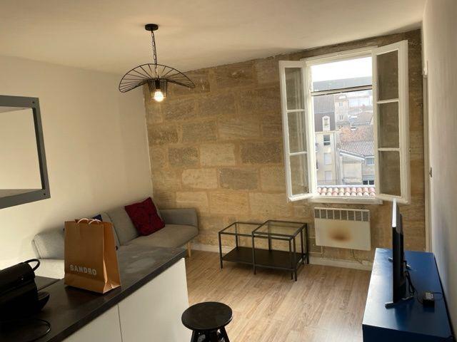 Location Appartement 1 pièce 27m² BORDEAUX 33000