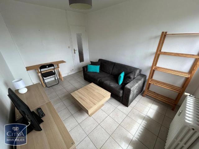 Location Appartement 1 pièce 27m² CHATEAUROUX 36000