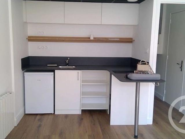 Location Appartement 1 pièce 27m² CHERBOURG EN COTENTIN 50100