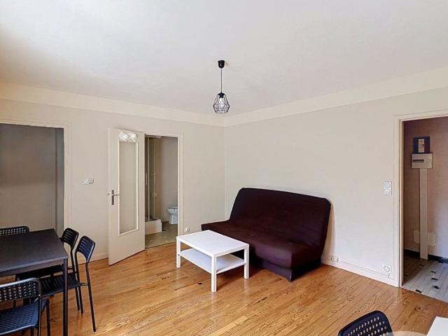 Location Appartement 1 pièce 27m² CLERMONT FERRAND 63000