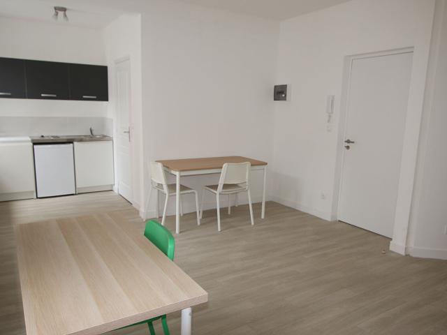 Location Appartement 1 pièce 27m² LILLE 59800